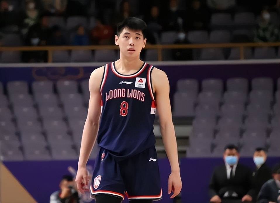 俱乐部杯-米奇26+17青岛胜同曦林崴19分