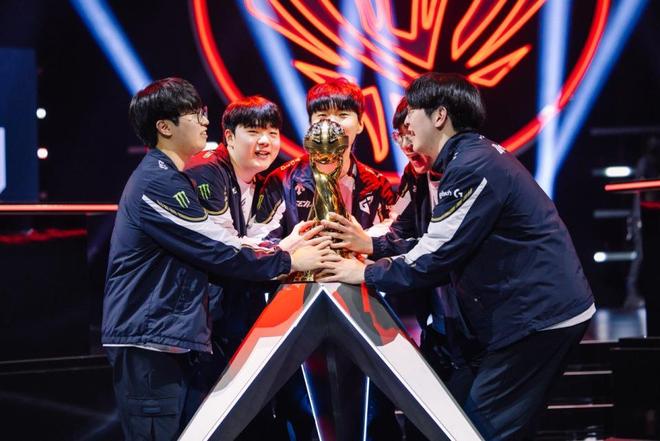 EWC英雄联盟2025八强赛对阵：GEN狂喜抽到菜鸡，T1陷入复仇网！